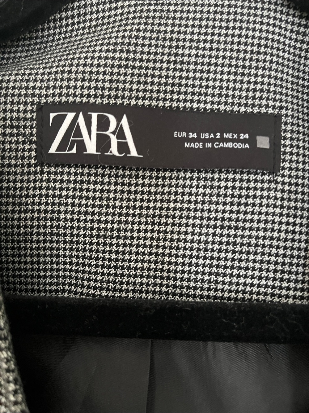 Zara Collarless Houndstooth Blazet - Picture 2 of 6